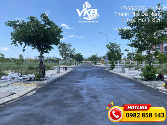 Thảm bê tông nhựa nguội tại khu đô thị, khu dân cư giúp tạo lớp mặt đường mới đồng đều, sạch đẹp và thuận tiện cho việc đi lại.